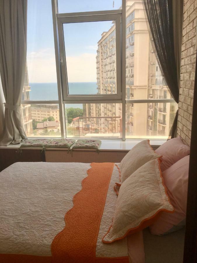 Apartment On Fratsuzsky Bulvar Одеса Екстериор снимка